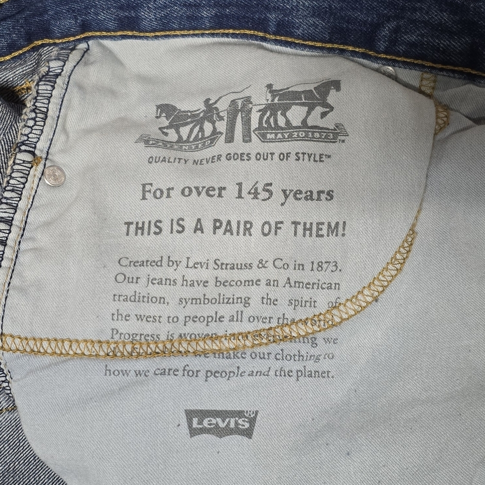 EUC Big & Tall Levi's 505 regular fit blue jeans 50x29 - Picture 7 of 11